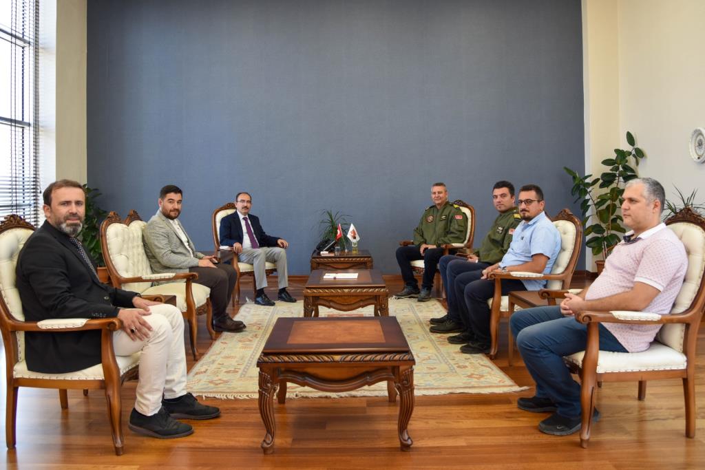 Türk Hava Kurumu İnönü Havacılık Eğitim Merkezinden Rektörümüz Beydemir'e Ziyaret